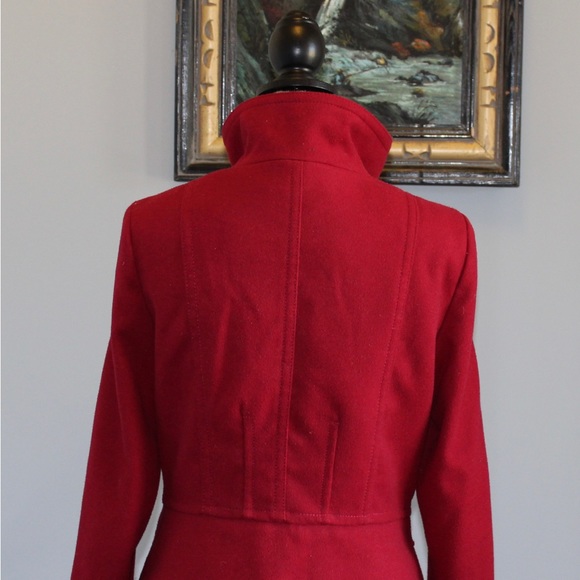 Express Jacket - Picture 9 of 16